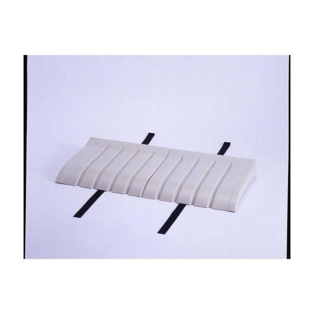 他サイト： ISETO エアコン室外機用カバーの商品画像