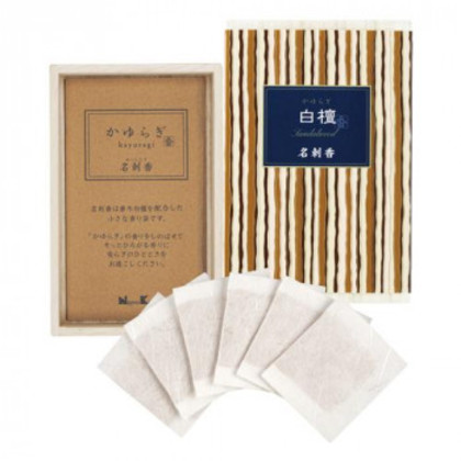 他サイト： 日本香堂 かゆらぎ 白檀 名刺香 桐箱6入 38465 |b03の商品画像