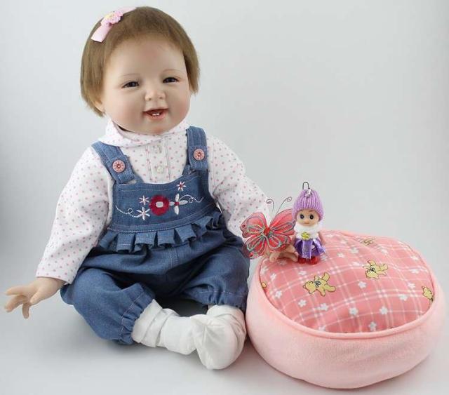 史上最も激安 リボーンドール リアル 赤ちゃん人形 トドラードール ベビードール 55cm 高級 かわいい 衣装