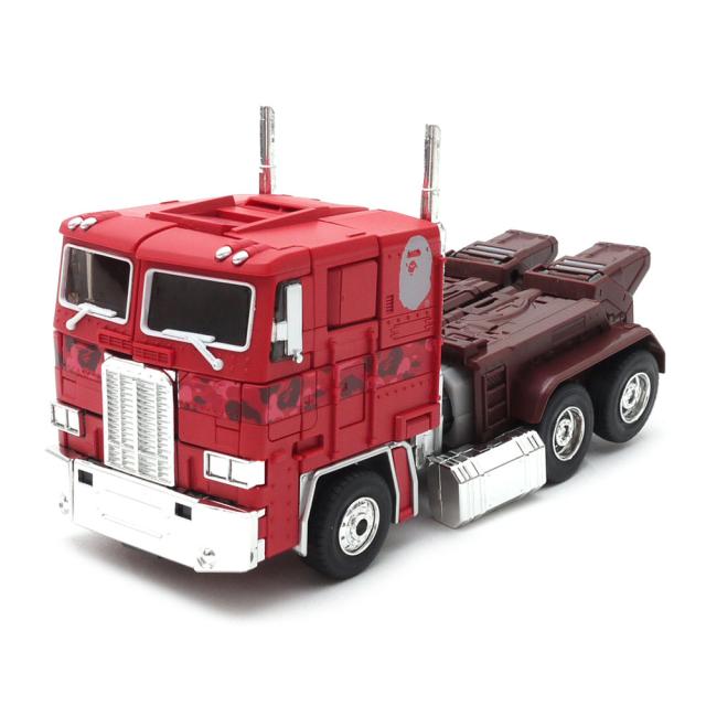 通販正規店 (新品)A RED CAMO 417-000016-019 (グッズ)の通販はau PAY マーケット - クリフエッジ|商品ロットナンバー:240390015 BATHING APE (エイプ) x TRANSFORMERS コンボイ復刻BAPEバージョン お得セール
