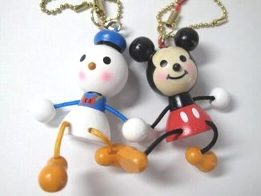 ディズニーストア限定 あやつり木人形 ストラップ ミッキー ドナルドの通販はau Pay マーケット 雑貨マックス 商品ロットナンバー