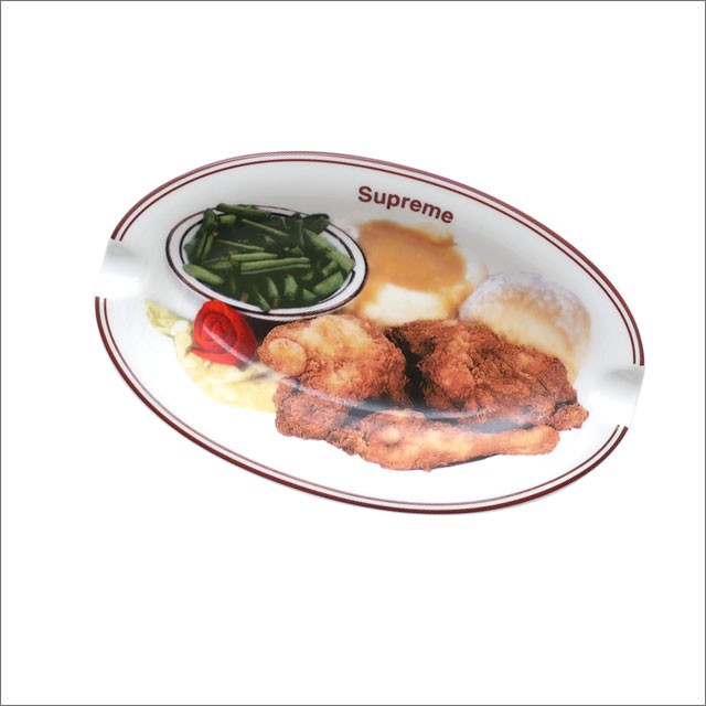 新品 Supreme シュプリーム Chicken Dinner Plate Ashtray アッシュトレイ 灰皿 White 290 0047 010 新品 グッズ の通販はau Wowma ワウマ Essense 商品ロットナンバー