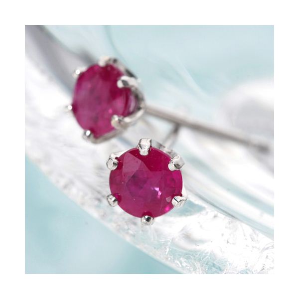 クーポン配布中 交換無料 K18ルビーピアス 送料込 即納特典付き Centrodeladultomayor Com Uy