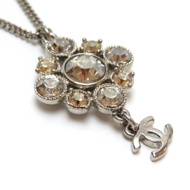 新着商品 レア Chanelシャネル ネックレス アイコン ヴィンテージ ダイヤ ラインストーン ａ ランク シルバー金具 男女兼用 三田店 訳ありセール格安 Sylvaniatownshippolice Com