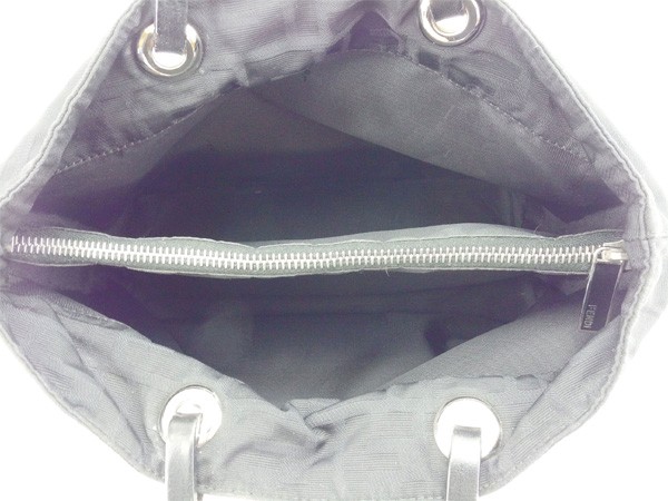 【ラスト1点】 フェンディ ハンドバッグ ミニトートバッグ ズッカ ブラック×シルバー FENDI バック 手持ちバッグ ファッション バッグ