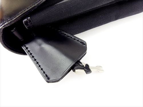 定番人気新品 ダンヒル 中古 T6745の通販はau PAY マーケット - ブランドデポ|商品ロットナンバー:304753216 クラッチバッグ セカンドバッグ ブラック dunhill 低価通販
