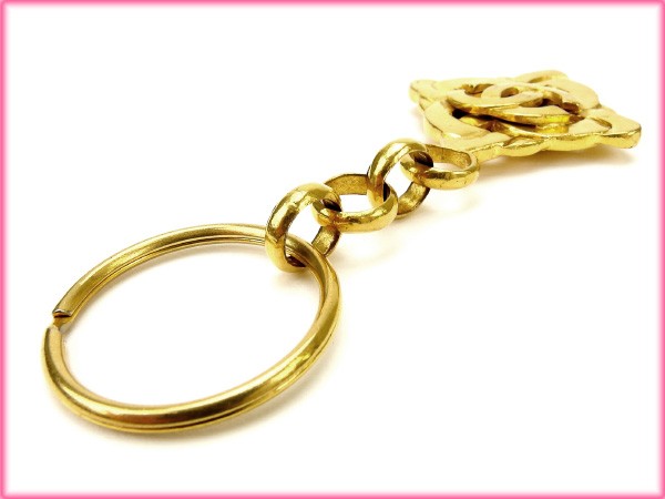 得価豊富な シャネル キーホルダー ヴィンテージ ヴィンテージ ココマーク ゴールド CHANEL 中古 T12847の通販はau PAY マーケット - ブランドデポ|商品ロットナンバー:368868674 在庫超激得