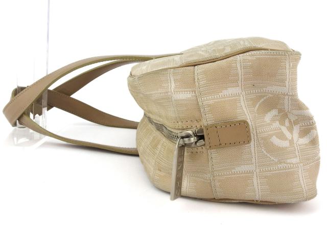 新作品質保証 シャネル CHANEL 中古の通販はau PAY マーケット - ブランドデポTOKYO|商品ロットナンバー:425850259 ハンドバッグ ミニボストンバッグ レディース A15828 ニュートラベルライン 新品限定SALE