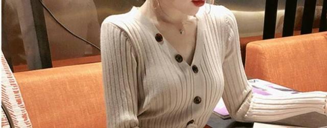 ストライプ織デザイン ニットワンピース Vネック 前ボタン ウエストベルト ハイウエスト Aライン 大人カジュアル オフィス の通販はau Pay マーケット ル ボヌール 商品ロットナンバー