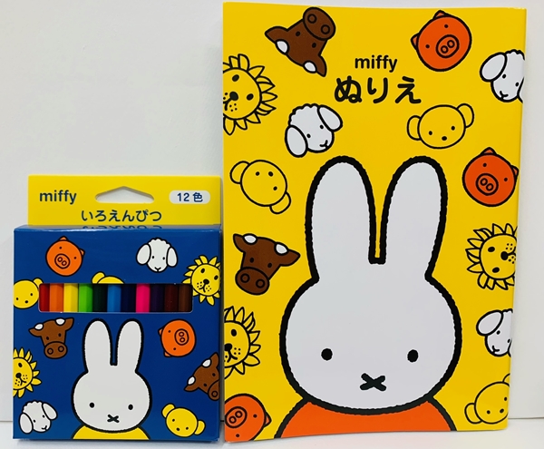 Miffy Miffy迷你著色集A5著色迷你彩色鉛筆12顏色兩件式套裝[31063