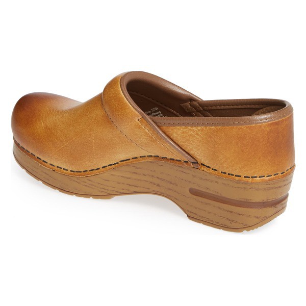 dansko clogs honey