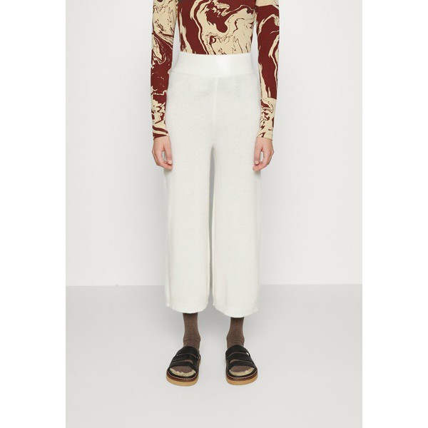 エフ ティ シー カシミア レディース カジュアルパンツ ボトムス TROUSERS WIDE - Trousers - pristine white pristine white