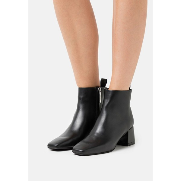 カルバンクライン レディース ブーツ＆レインブーツ シューズ SQUARED - Ankle boots - black black