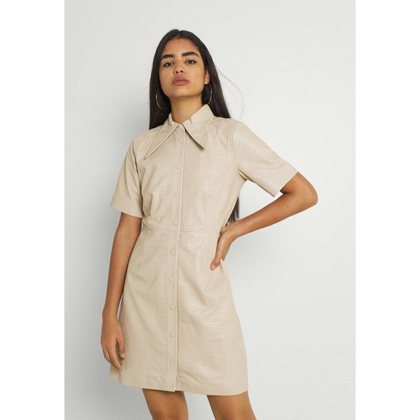 オブジェクト レディース ワンピース トップス OBJLAUR DRESS - Shirt dress - sandshell sandshell