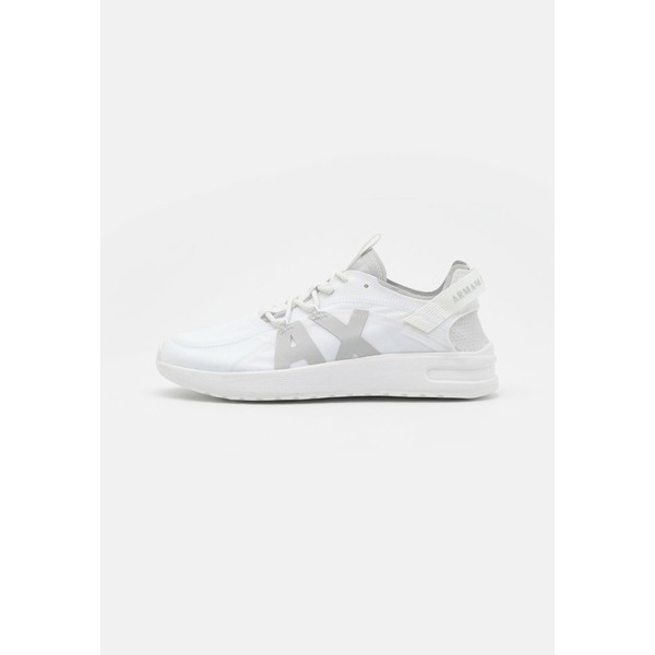 アルマーニエクスチェンジ メンズ スニーカー シューズ Trainers - white white