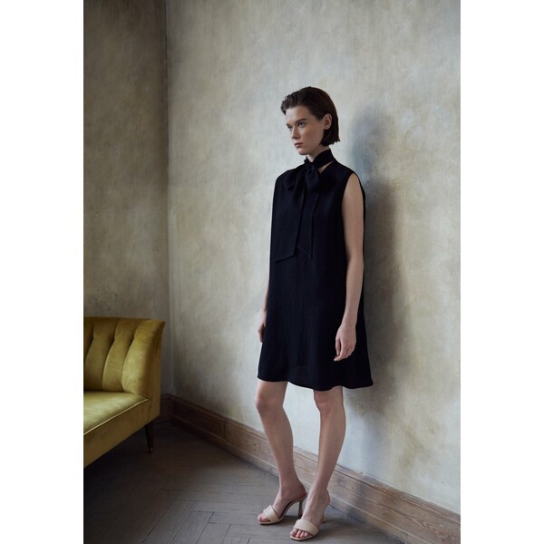 ヴィクトリア ベッカム レディース ワンピース トップス SLEEVELESS MINI SHIFT DRESS - Cocktail dress / Party dress - black black