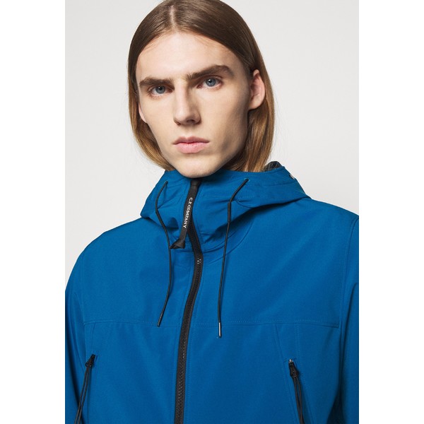 最適な価格 シーピーカンパニー メンズ ジャケット&ブルゾン アウター OUTERWEAR SHORT JACKET - Summer jacket - lyons blu lyons bluの通販はau PAY マーケット - asty|商品ロットナンバー:496289801 最安値爆買い
