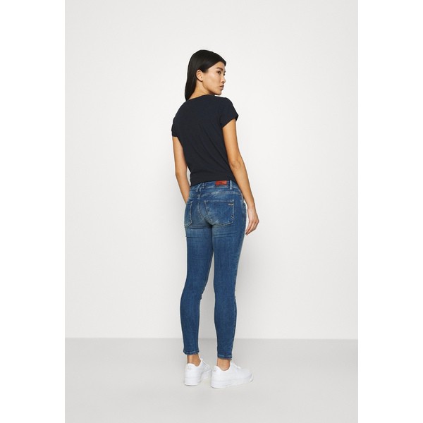 正規激安 エル SENTA - Slim fit jeans - lilliane wash lilliane washの通販はau PAY マーケット - asty|商品ロットナンバー:496289146 ティ ビー レディース デニムパンツ ボトムス 大得価新作