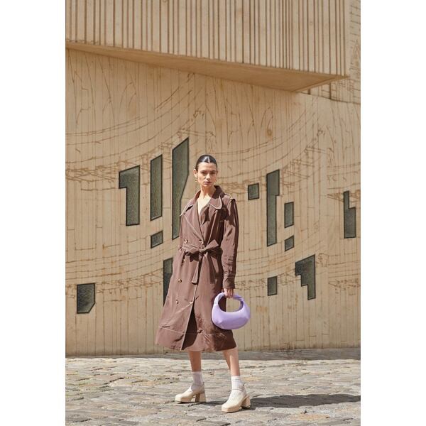 レジーナ・ピョウ レディース コート アウター ASTRID DRESS - Short coat - brown brown