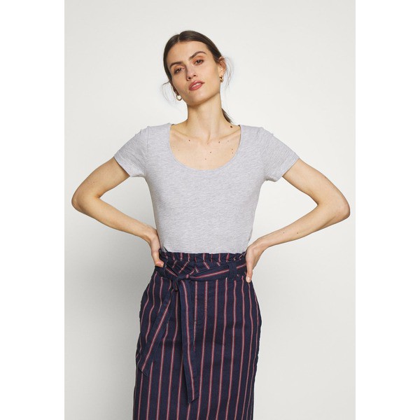 人気SALE正規品 アンナフィールド レディース Tシャツ トップス 3 PACK - Basic T-shirt - white/navy/light grey melange white/navy/light grey melangの通販はau PAY マーケット - asty|商品ロットナンバー:496339958 爆買い高品質