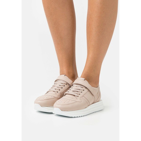 ケンネル アンド シュメンガー レディース スニーカー シューズ LUCK - Trainers - nude nude