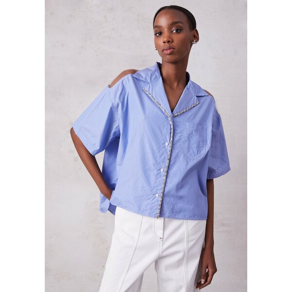 ヌメロ ヴェントゥーノ レディース シャツ トップス SHIRTS - Button-down blouse - light blue/white light blue/white