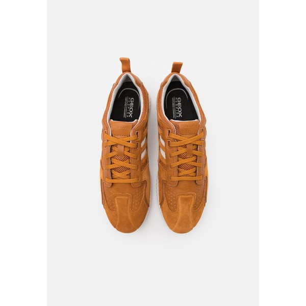 送料無料お得 ジェオックス メンズ スニーカー シューズ U SNAKE - Trainers - dark yellow/white dark yellow/whiteの通販はau PAY マーケット - asty|商品ロットナンバー:496357423 大人気爆買い