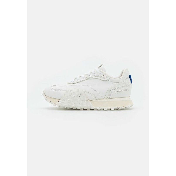 フィリングピース レディース スニーカー シューズ CREASE RUNNER UNISEX - Trainers - white white