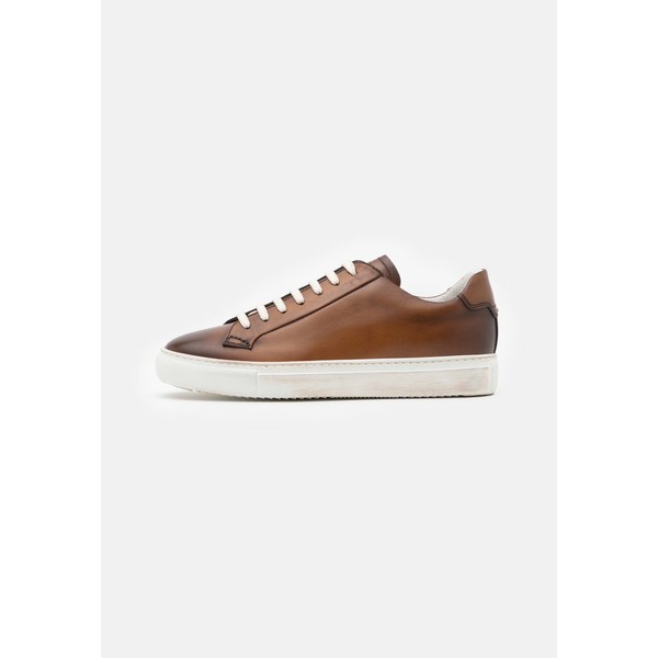 ドンカルズ メンズ スニーカー シューズ Trainers - bourbon bourbon