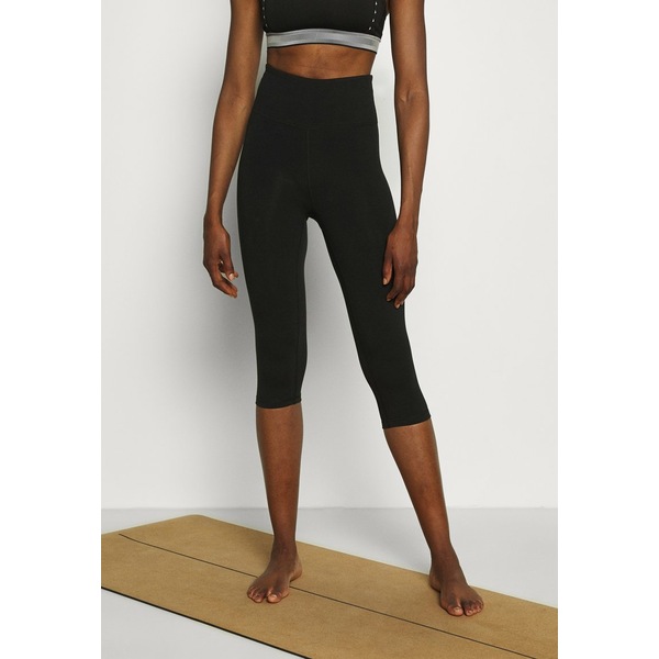 期間特売 コットン オン ボディ レディース カジュアルパンツ ボトムス Breathe Yoga Capri Leggings Black Black 激安人気新品 Triplex Ee