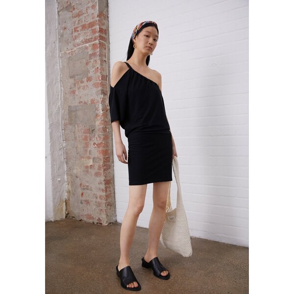 イロ レディース ワンピース トップス HANDRA - Day dress - black black