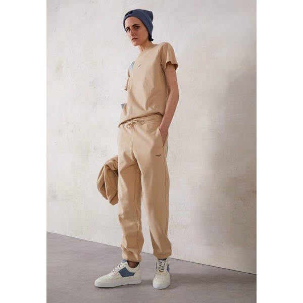 ホルツワイラー レディース カジュアルパンツ ボトムス OSLO TROUSER - Tracksuit bottoms - beige beige