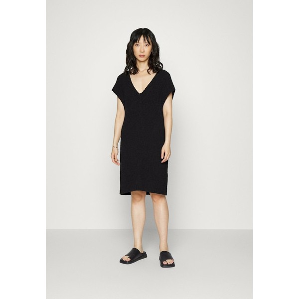 マルコポーロ レディース ワンピース トップス DRESS DEEP V-NECK OVERCUT SHOULDER SLEEVELESS - Jumper dress - black black