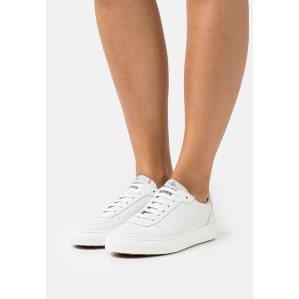 ヴィヴィアンウエストウッド レディース スニーカー シューズ Trainers - white white