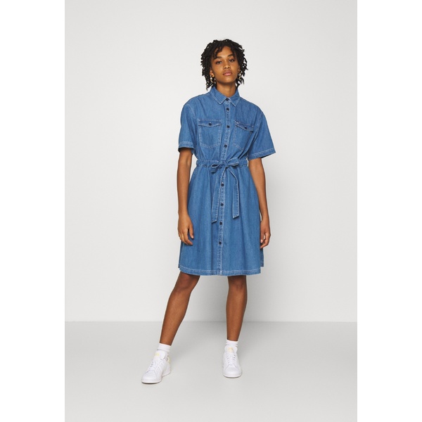 安い トミーヒルフィガー レディース ワンピース トップス Shirtdress Denim Dress Denim Light Denim Light 魅力的な Theblindtigerslidell Com