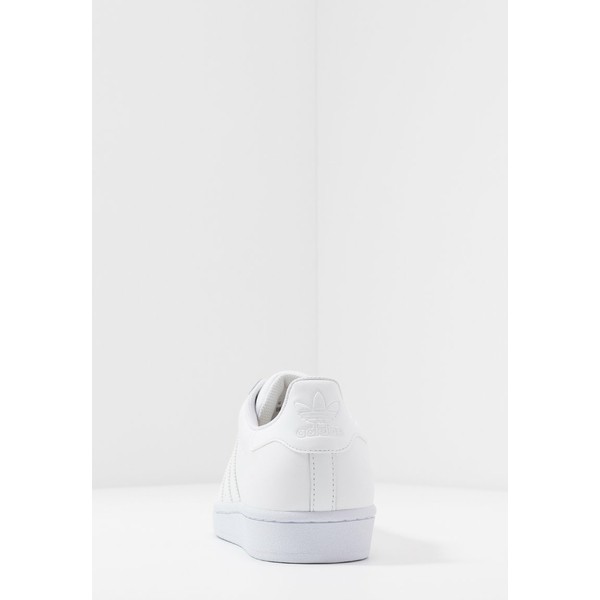 在庫超特価 アディダスオリジナルス SUPERSTAR - Trainers - footwear white footwear whiteの通販はau PAY マーケット - asty|商品ロットナンバー:496368698 メンズ スニーカー シューズ 在庫HOT