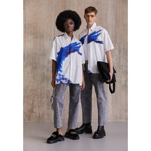 テゥーデス レディース シャツ トップス ILLUSION YVES KLEIN UNISEX - Button-down blouse - white white