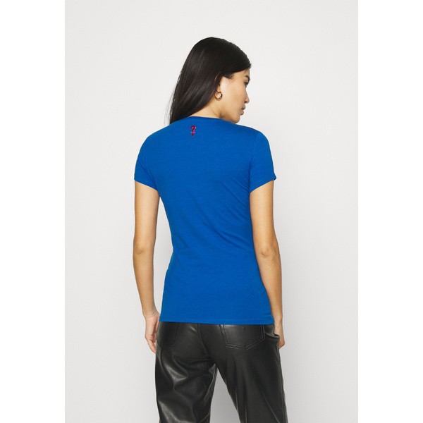サイズ ゲス TRIANGLE - Print T-shirt - thai sapphire thai sapphireの通販はau PAY マーケット - asty|商品ロットナンバー:496289642 レディース Tシャツ トップス MINI ✑ください