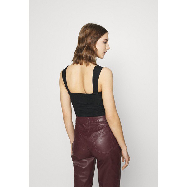 超激安即納 ニリーバイネリー SHAPED BUST - Top - black blackの通販はau PAY マーケット - asty|商品ロットナンバー:496293087 レディース カットソー トップス 安い即納