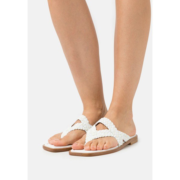 スチュアート ワイツマン レディース サンダル シューズ ROSIE FLAT - T-bar sandals - white white