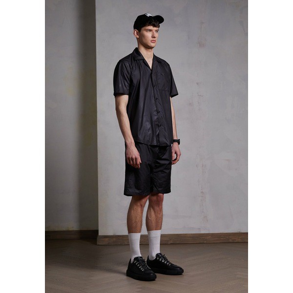 ゼロスリーツーシー レディース カジュアルパンツ ボトムス SUMMER UNISEX - Shorts - black black