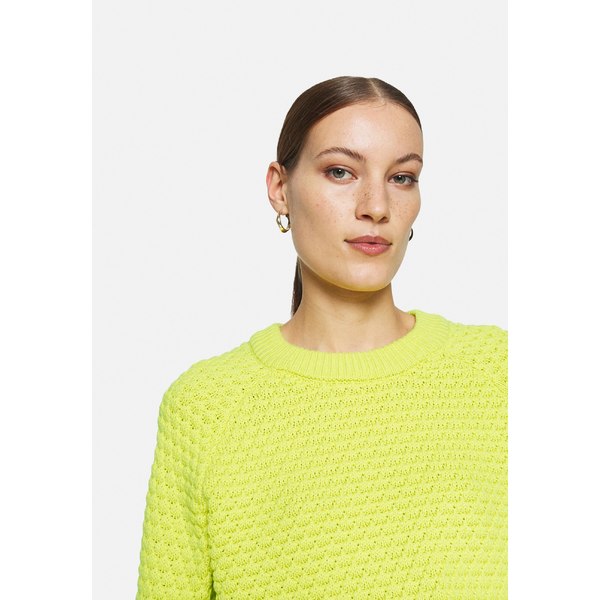 セール通販 セレクテッドフェム O NECK - Jumper - green sheen green sheenの通販はau PAY マーケット - asty|商品ロットナンバー:496323944 レディース ニット&セーター アウター SLFSOFFI 得価即納