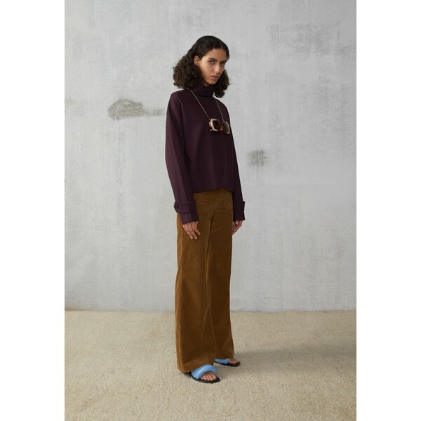 ヴィクトリア ベッカム レディース カジュアルパンツ ボトムス ALINA PATCH POCKET TROUSER - Trousers - camel camel