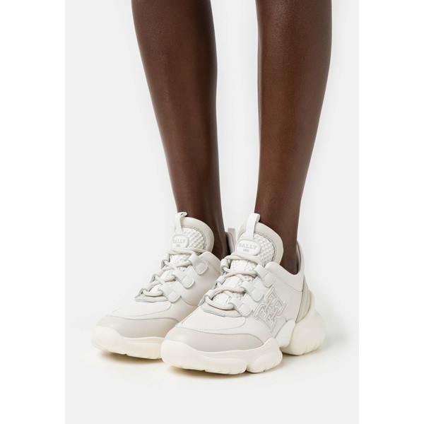 バリー レディース スニーカー シューズ CLAIRES - Trainers - dusty white/white/silver dusty white/white/silver