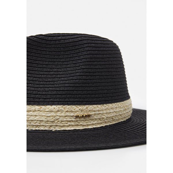 ・デザイン ツインセット HAT - Hat - nero neroの通販はau PAY マーケット - asty｜商品ロットナンバー：496178595 レディース 帽子 アクセサリー いておりま