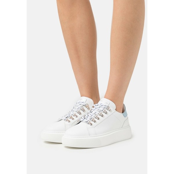 ザ・クープルス レディース スニーカー シューズ Trainers - white white