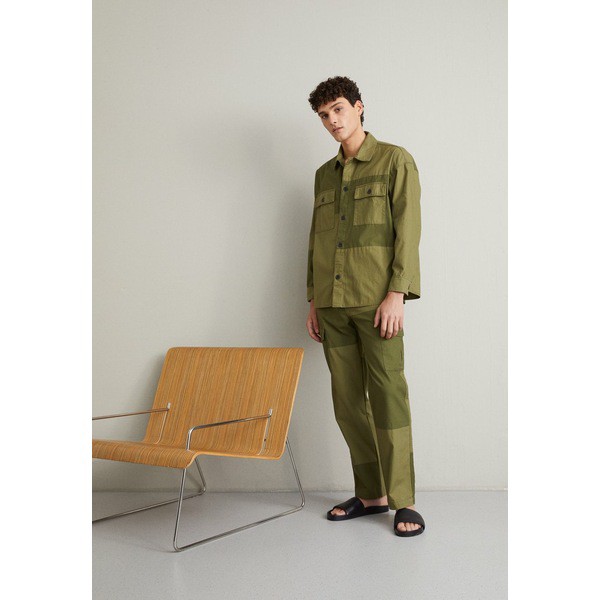 フレームデニム メンズ シャツ トップス TONAL PATCHWORK SHIRT - Shirt - green green