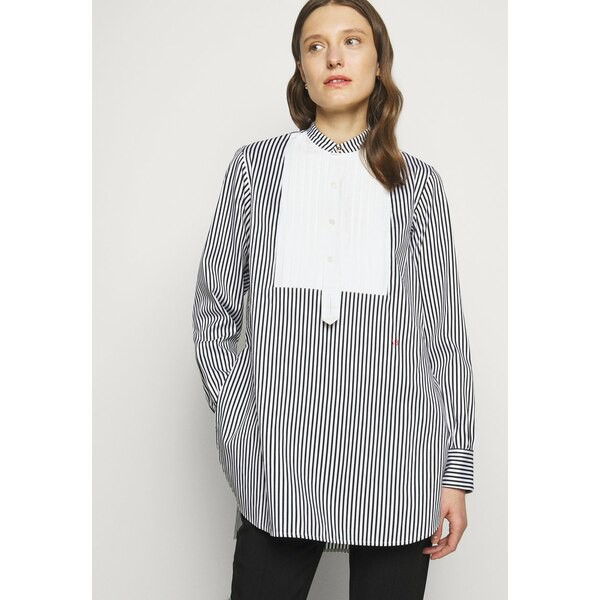 ヴィクトリア ベッカム レディース シャツ トップス TUXEDO BIB - Button-down blouse - black/ off white black/ off white