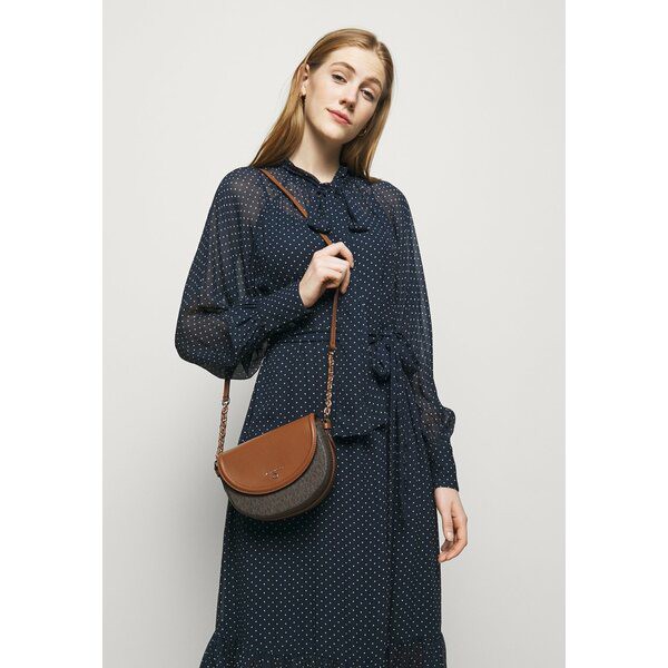 マイケルコース レディース ショルダーバッグ バッグ JET SET CHARM DOME - Across body bag - brown/acorn brown/acorn