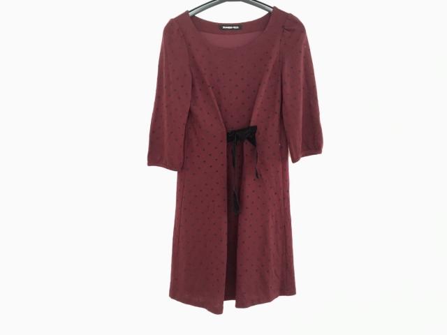 ストロベリーフィールズ Strawberry Fields ワンピース レディース ボルドー 黒 リボン ベロア ドット柄 ニット 中古 の通販はau Pay マーケット ブランディア Au Pay マーケット店 商品ロットナンバー